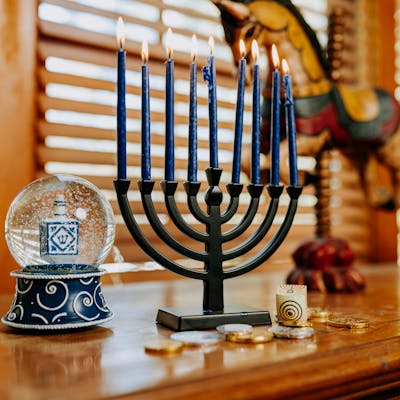 ברכת נרות שבת לקבלת שבת מבורכת
