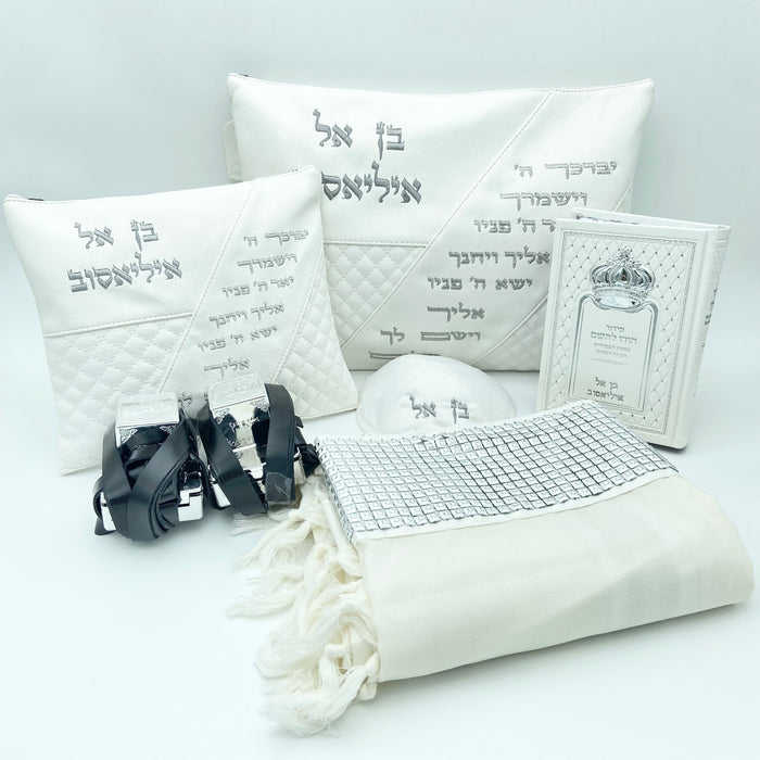 איכות היא לא פשרה בריקמת; זו הבטחה שאנו מקיימים בכל מוצר.