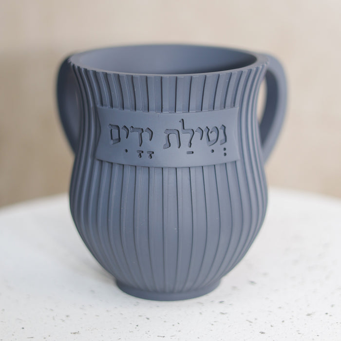 נטלה מהודרת | פסים אפור