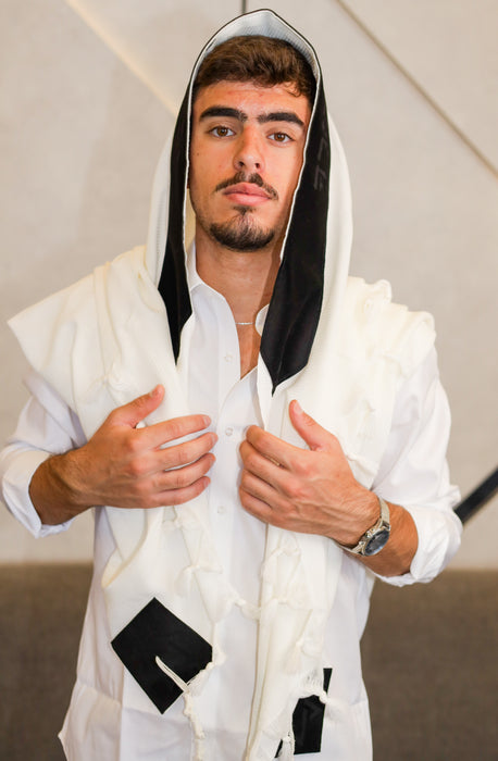 טלית צמר Premium | דגם יברכך שחור חיתוך לייזר