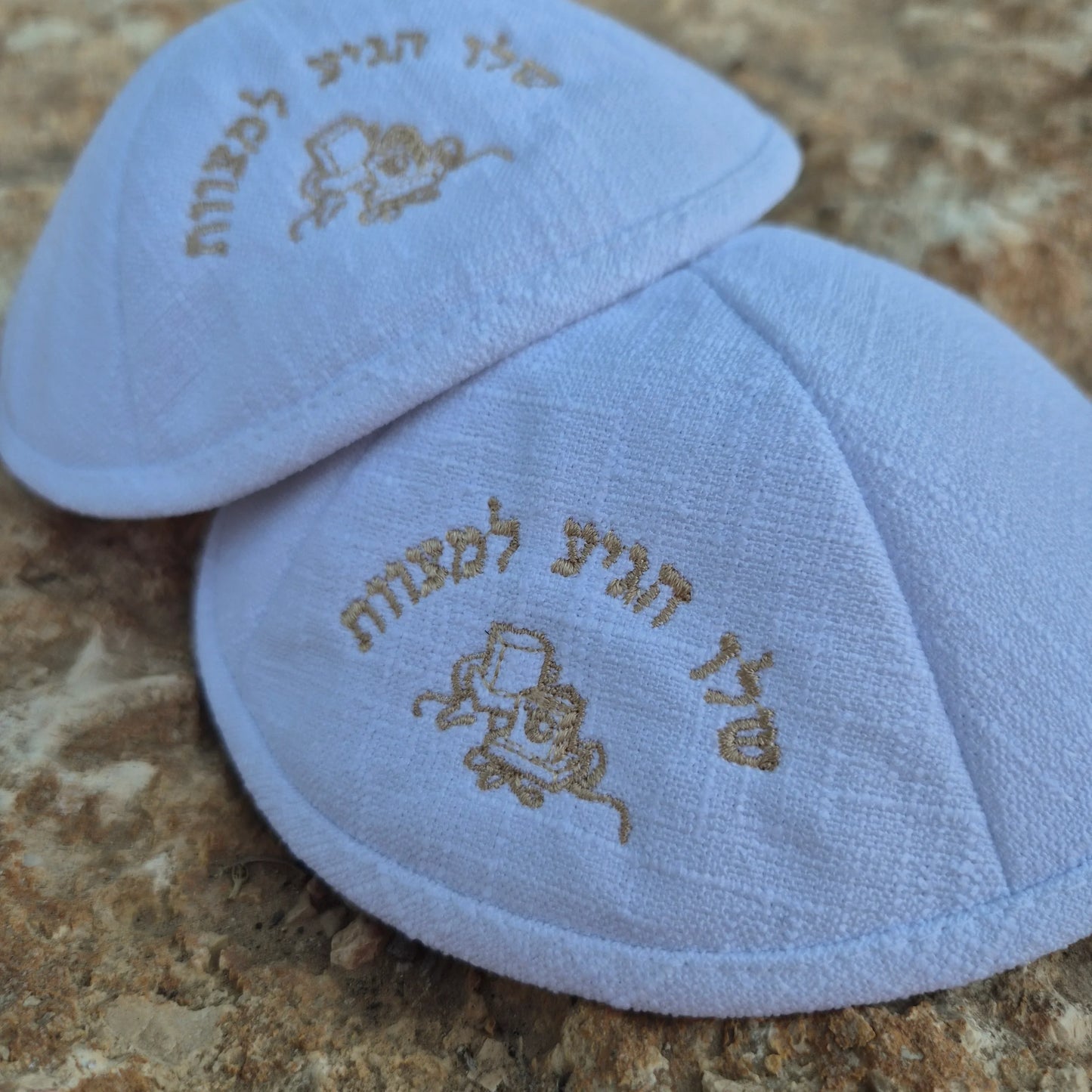 כיפות פשתן לאירוע | רקמה להקדשה