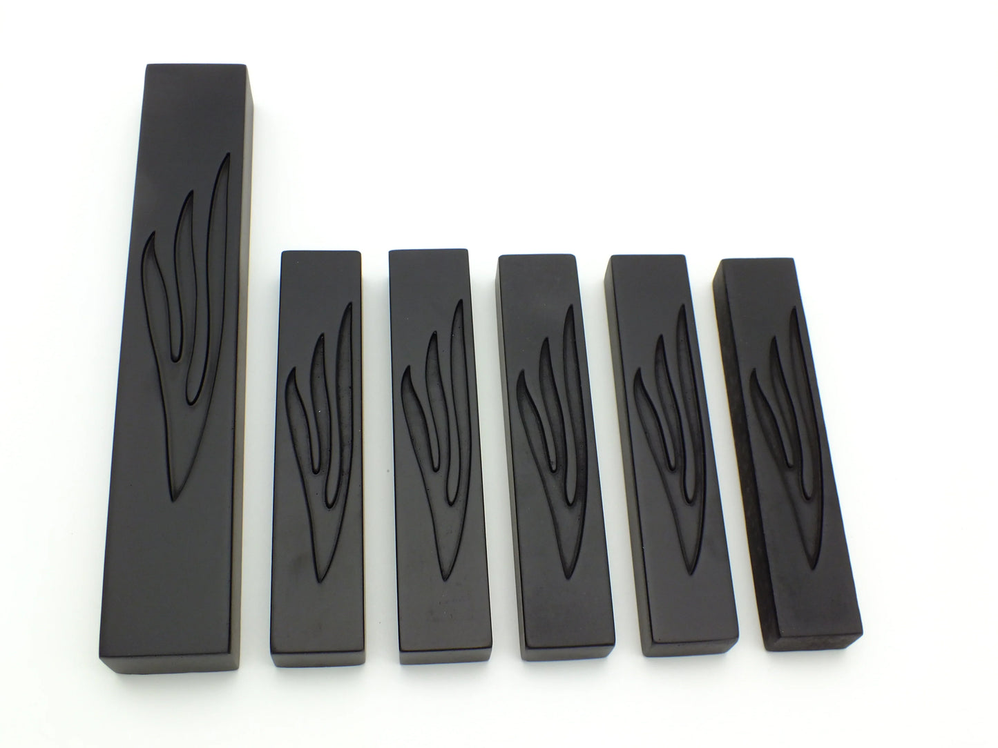 מארז בתי מזוזות מבטון 1+5 | שחורות "ש" מעוצבת