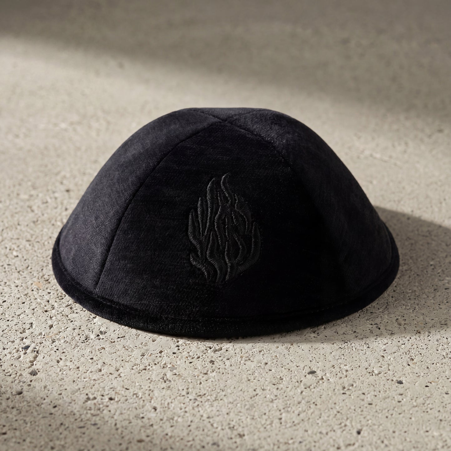 כיפה מבד | האש שלי שחור