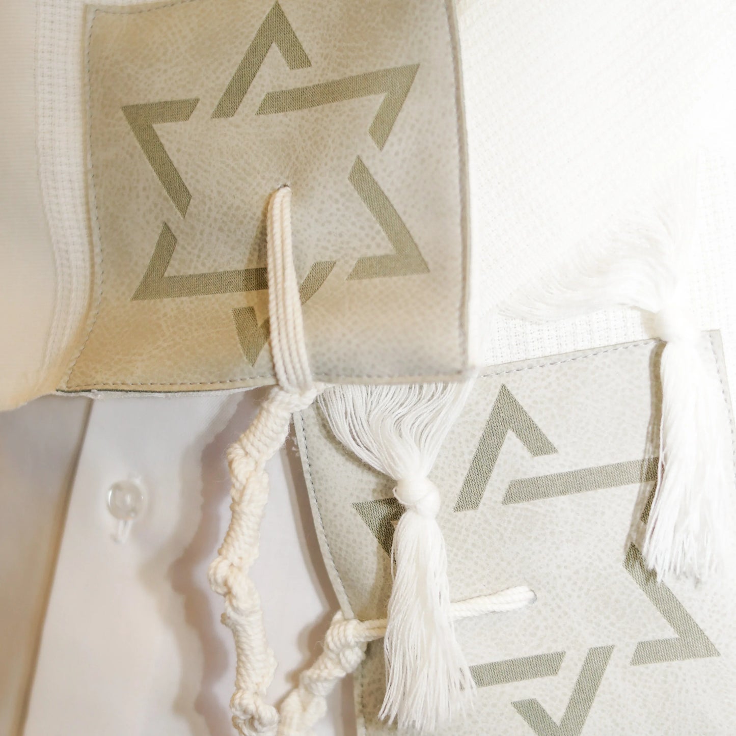 טלית צמר Premium | דגם יברכך אבן חיתוך לייזר