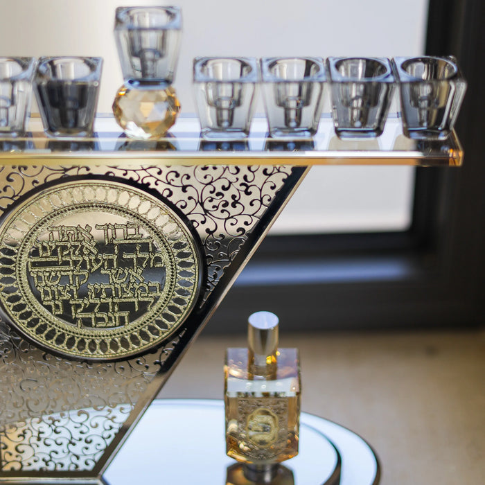 חנוכיית קריסטל סביבון | אמבר