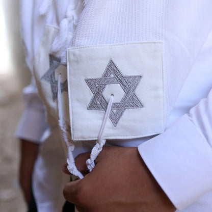 טלית צמר Premium | דגם לבן כסף חיתוך לייזר