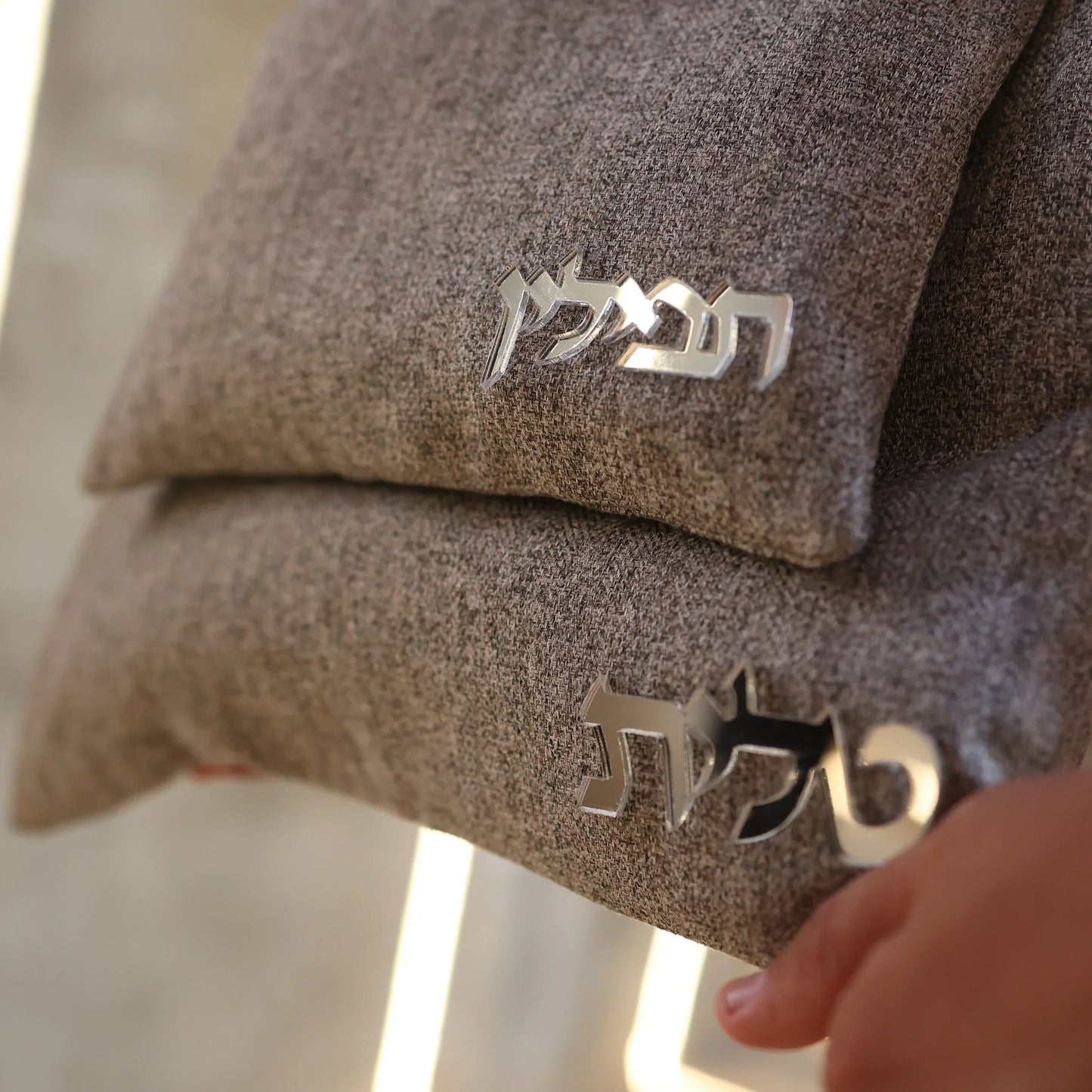 סט כיסויים לטלית ולתפילין יוקרתי מפשתן | אפור