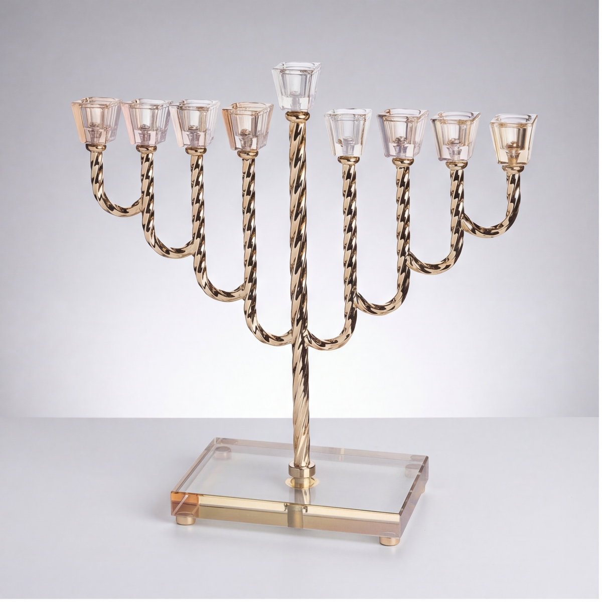 חנוכיית אור הגנוז | זהב מסולסל