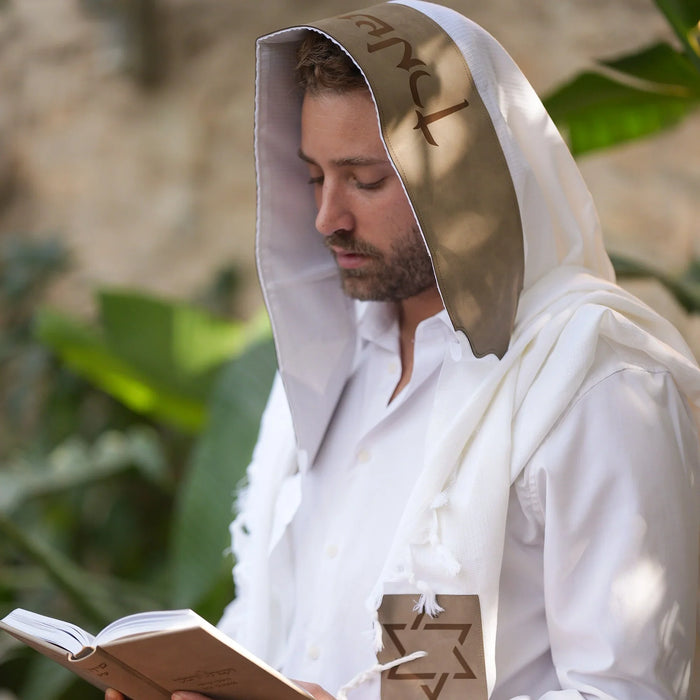 טלית צמר Premium | דגם יברכך חום דמוי עור בחיתוך לייזר