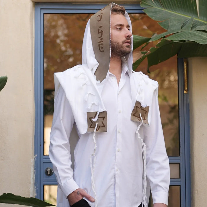 טלית צמר Premium | דגם שויתי ה' חום דמוי עור בחיתוך לייזר