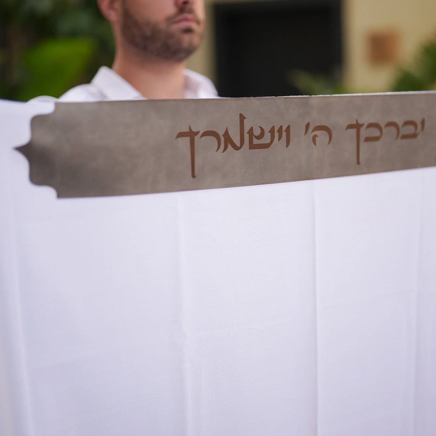 טלית צמר Premium | דגם יברכך אפור כהה דמוי עור בחיתוך לייזר