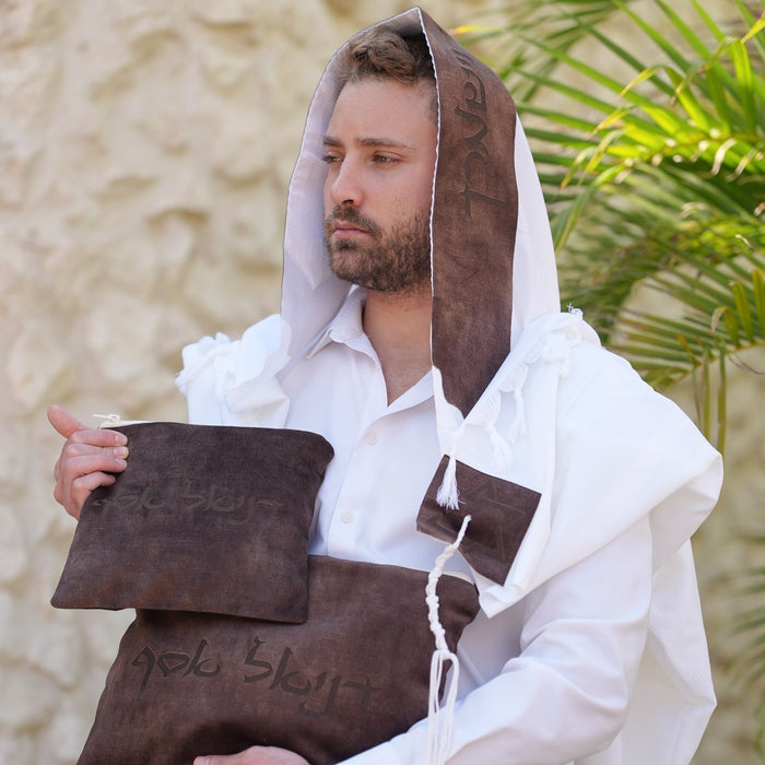 מארז לחתן יברכך קטיפה חום כהה כיסויים וטלית צמר Premium