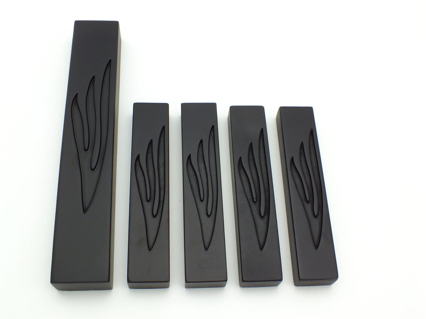 מארז בתי מזוזות מבטון 1+4 | שחורות "ש" מעוצבת