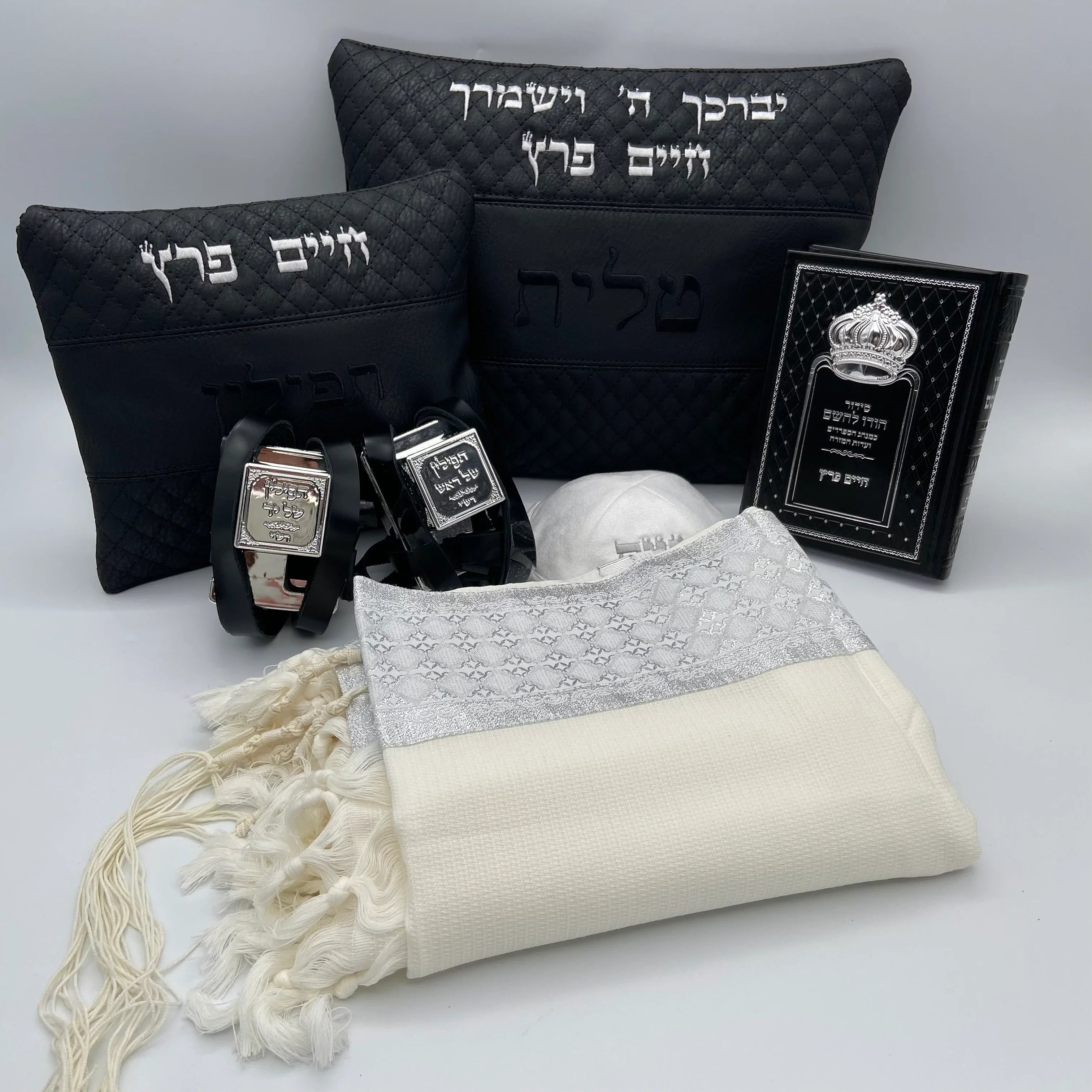 סט לבר מצווה מעויינים שחור -תפילין בהמה דקה – רקמת המלך תשמישי קדושה בע''מ