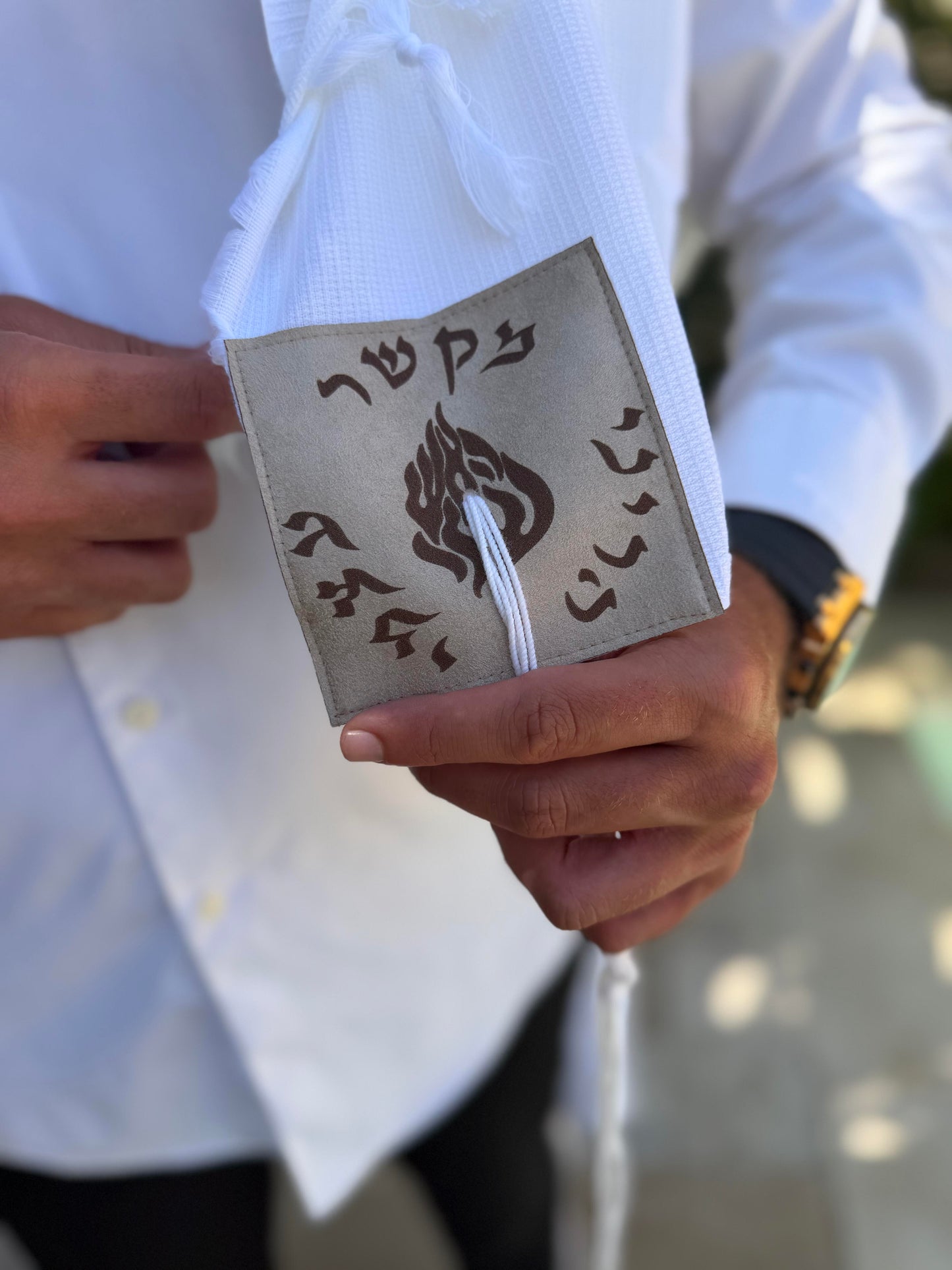 טלית צמר Premium | דגם תיקון הכללי אבן קטיפה בחיתוך לייזר
