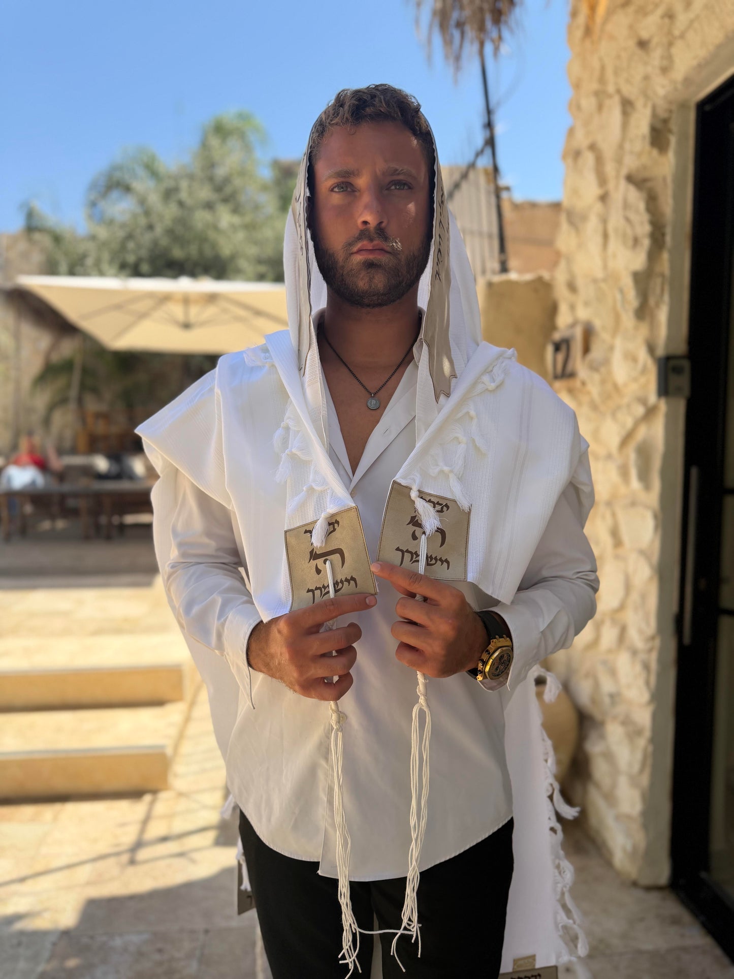 טלית צמר Premium | דגם ברכת כהנים אבן קטיפה בחיתוך לייזר