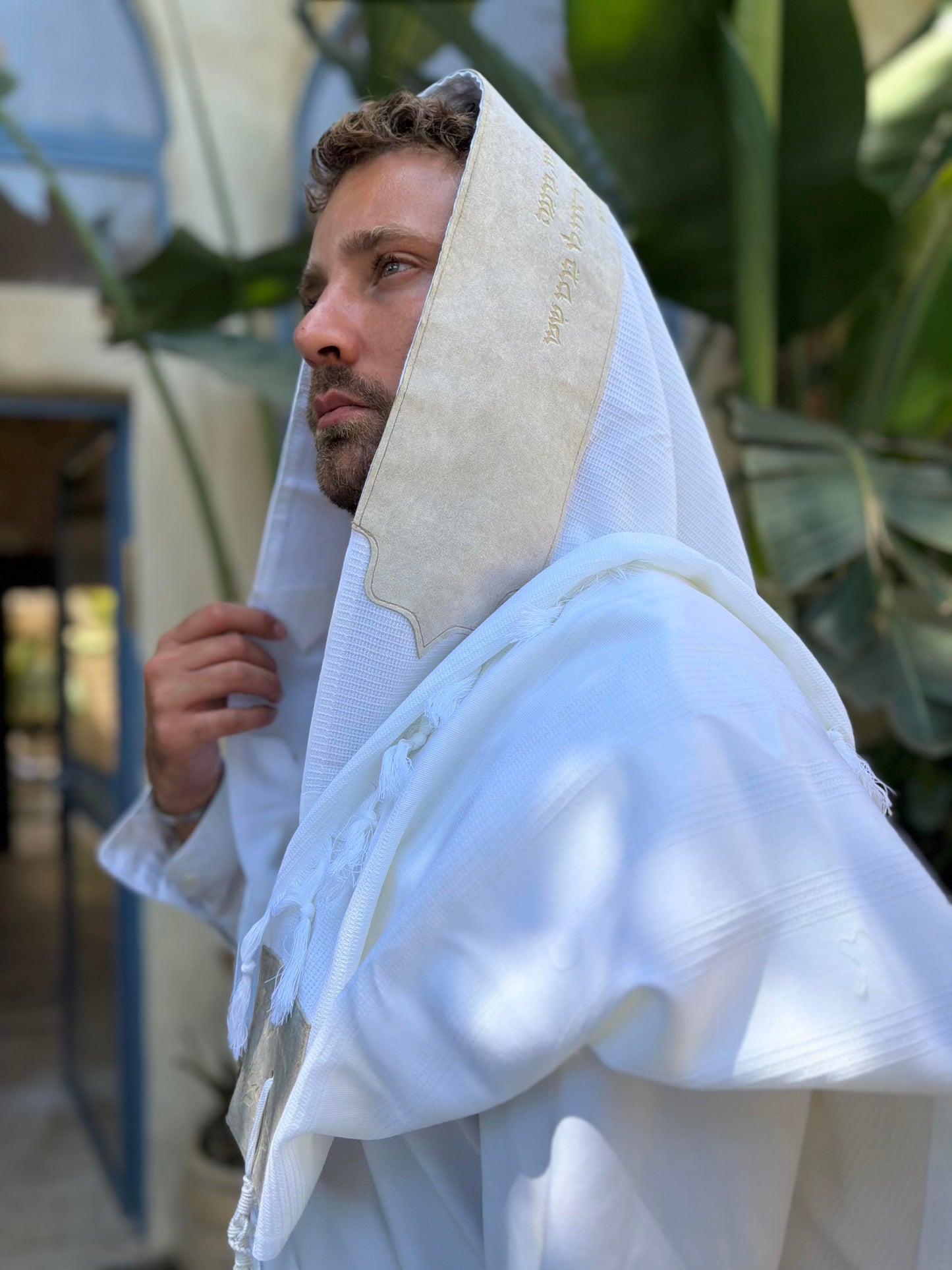 טלית צמר Premium | דגם מזמור לתודה אבן בהיר קטיפה בחיתוך לייזר