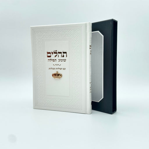 אלפי לקוחות מרוצים בפריסה ארצית, עדות למחויבות שלנו למוצרים מעולים ושירות אישי