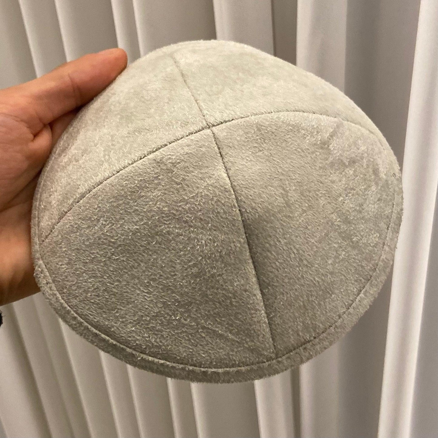 ערכות בר מצווה בהתאמה אישית עם תשומת לב לפרטים.