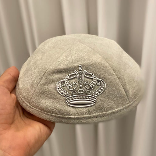 שקיות תפילין בהתאמה אישית עם עיצובים מושכי תשומת לב.