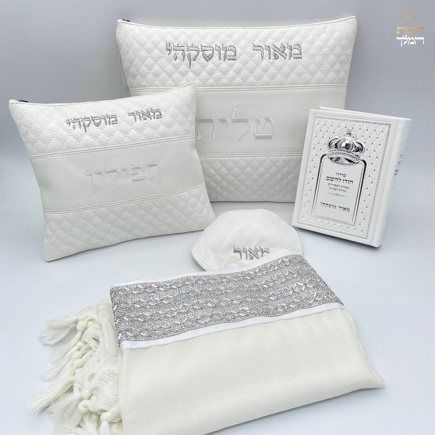 היכנס לעולם שבו לזולים ופשוטים אין מקום - רק הטוב ביותר עבור הלקוחות המוערכים שלנו.